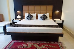 Hotel Orbitz, Giridih