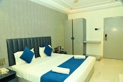 Hotel Shirdi Park Inn (80 Meters From Sai Samadhi Temple), Shirdi