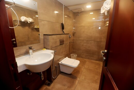 7even Hills- International Airport By Glitz Hotels