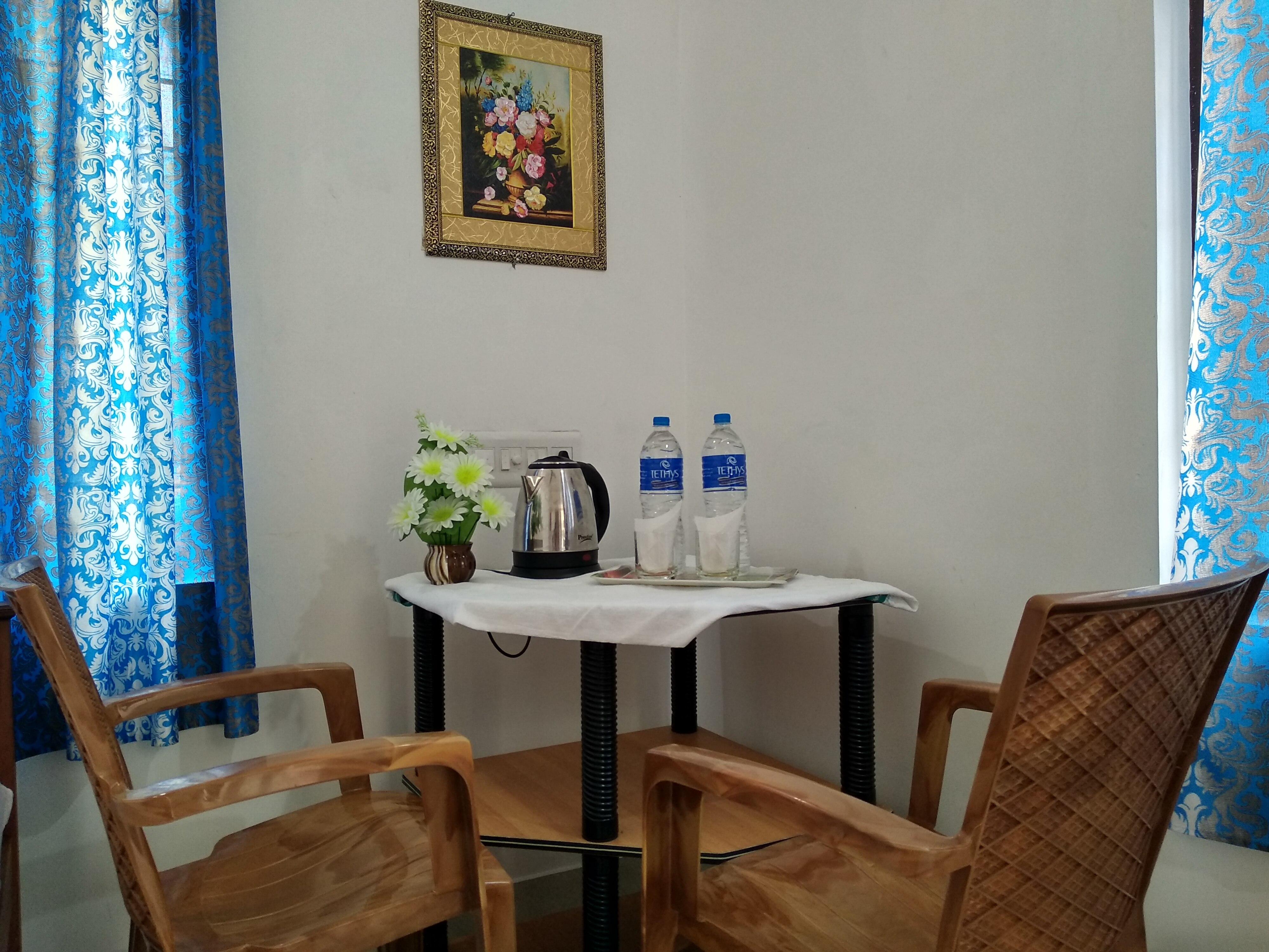 Blue Birds Homestay - Tap to explore photos