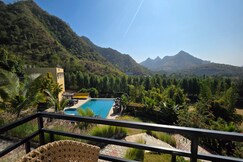 Clubhouse Resort Swarnagarh Udaipur by CheckIn, Udaipur