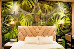 The Jungluxe -Swing |PS5| Jungle Luxury Stay, Gurgaon