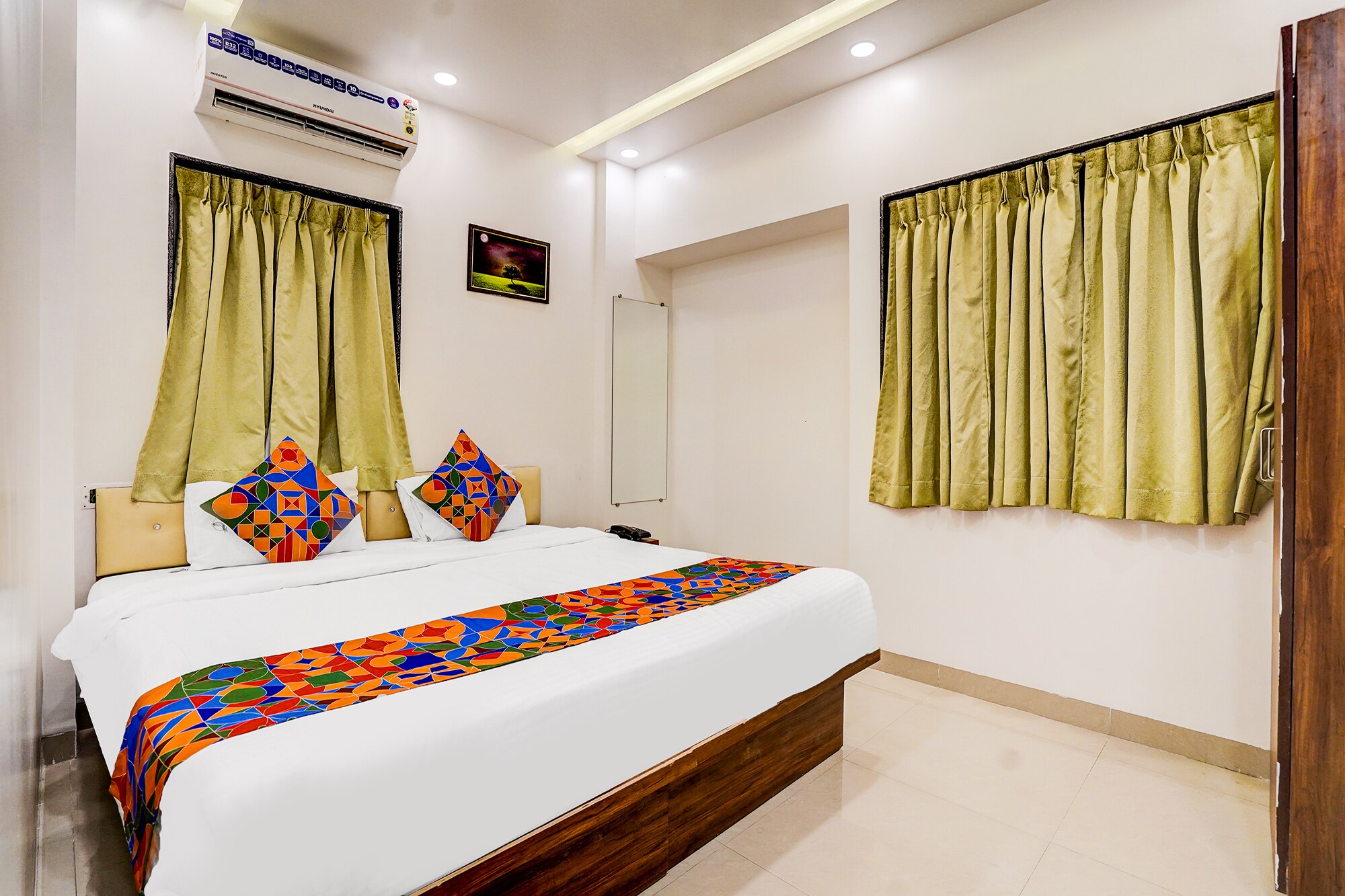 FabHotel Atithi Regency Home Stay - Tap to explore photos