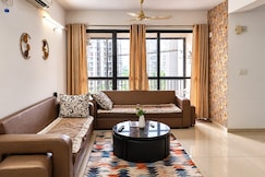 Luxury 3 BHK furnished flat in Sayajigunj Vadodara, Vadodara