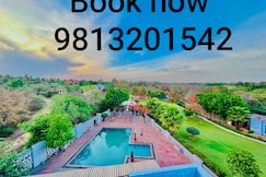 The dawn farm 4bhk, Manesar
