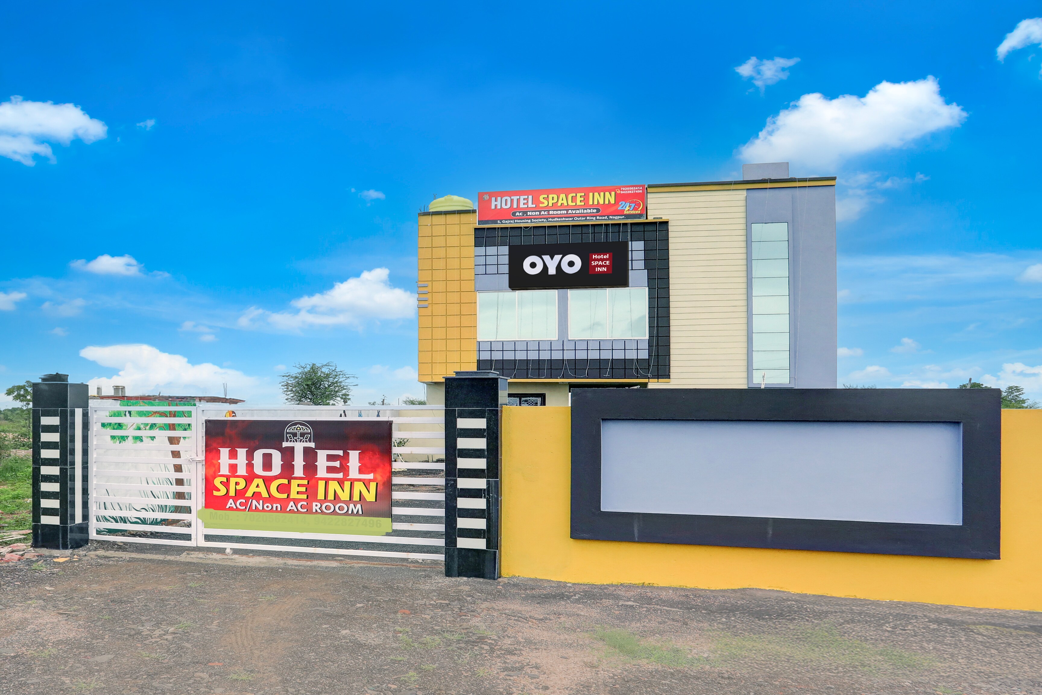 HOTEL O SPACE INN - Tap to explore photos