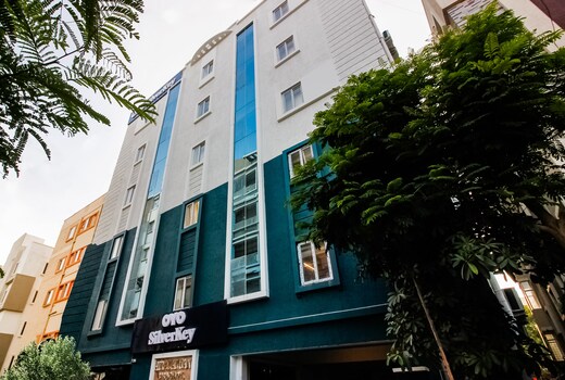 Super Hotel O GACHIBOWLI BESIDE DLF