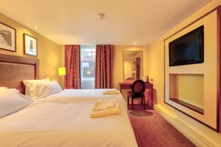 Manchester Airport Stanley Hotel by Belvilla, Manchester