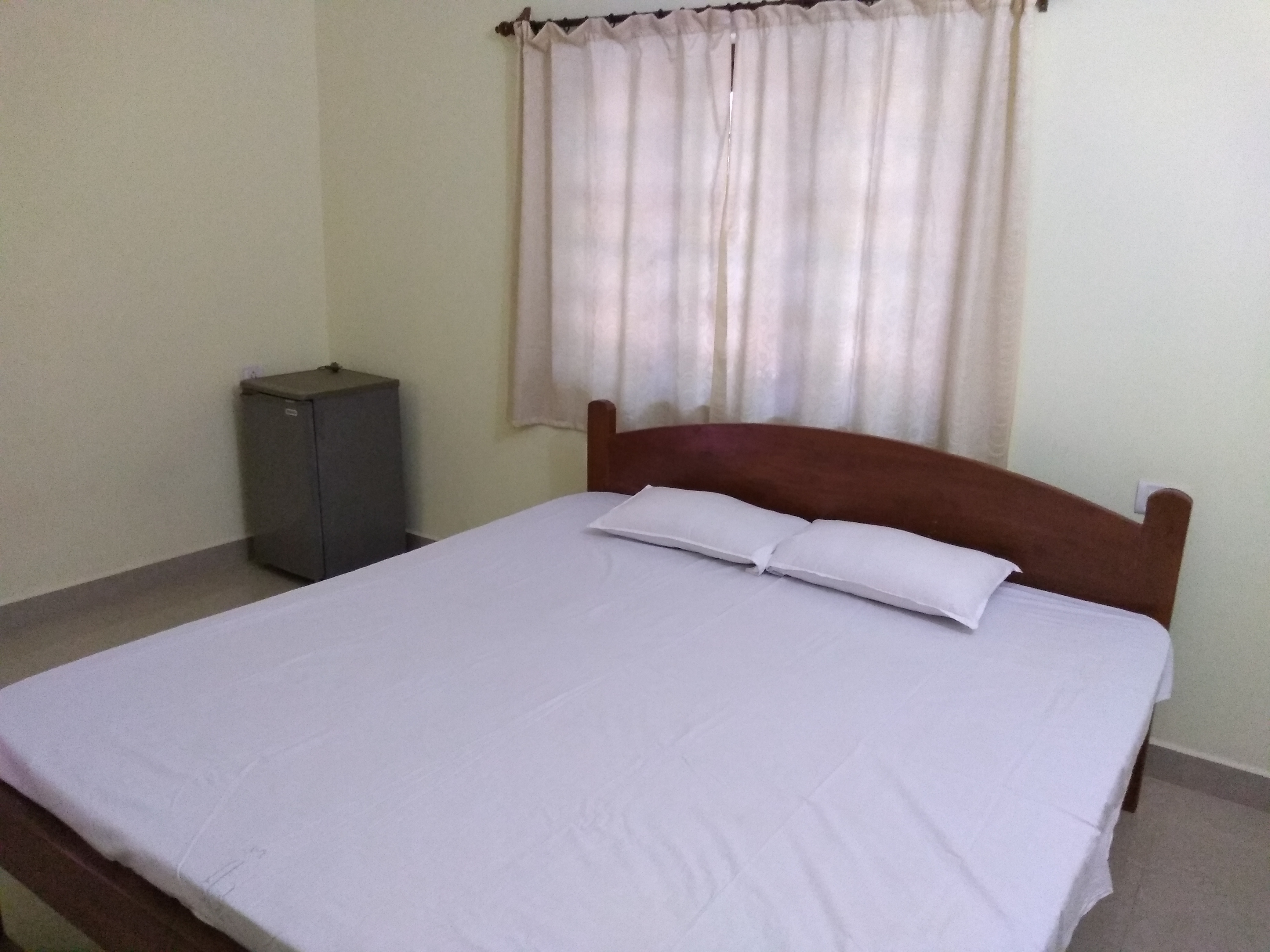 Caitano Guest House - Tap to explore photos