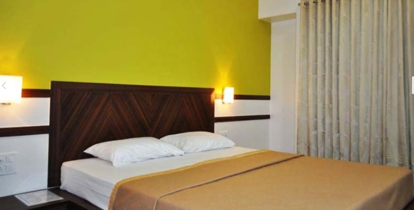 Deluxe Room Non AC 1
