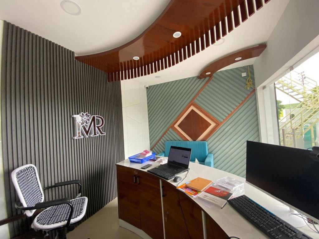 Maran Residency - Tap to explore photos