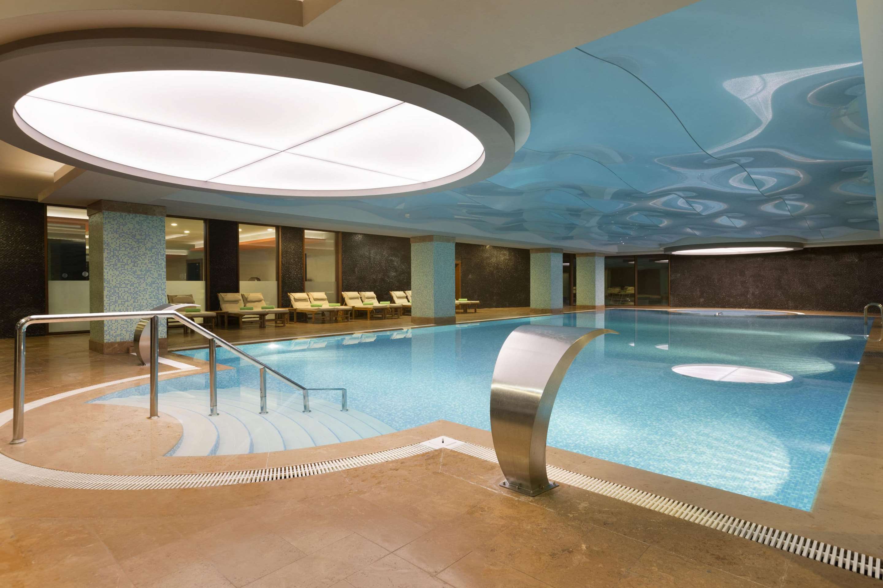 Ramada Plaza Antalya - Tap to explore photos