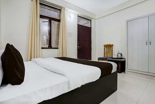 SPOT ON Shivay Inn