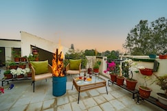 1br Penthouse with Open Bar, Dehradun