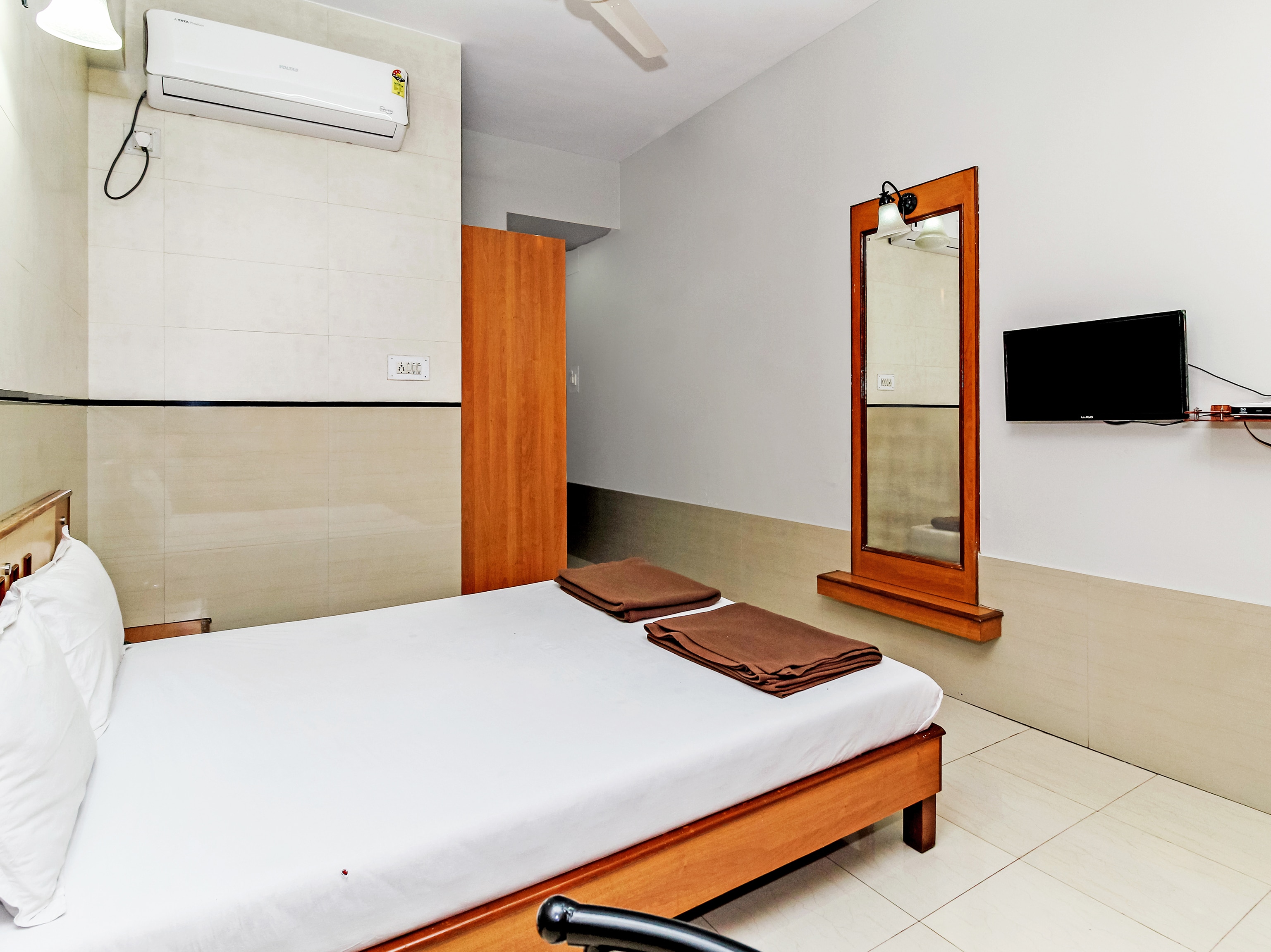 Hotel Hoysala 3