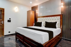 Hotel O Four Season Hotel & Banquet, Delhi