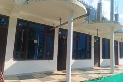 Bunkar house, Tosh