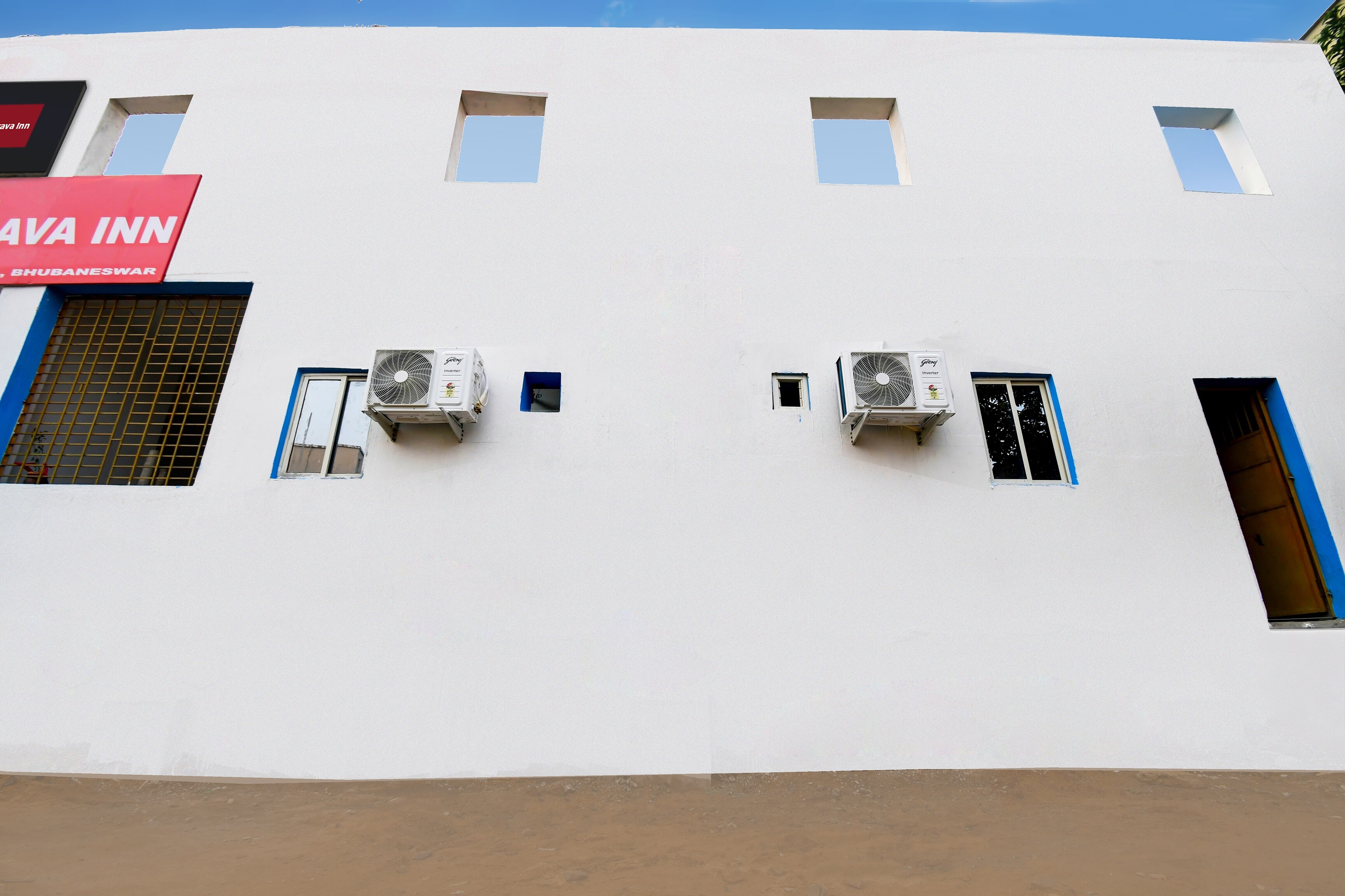 Hotel O Prava Inn - Tap to explore photos