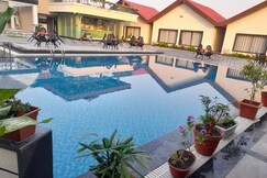 Dreamland Resort & Cafe, Bhopal