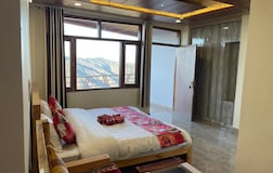 Super Deluxe Room