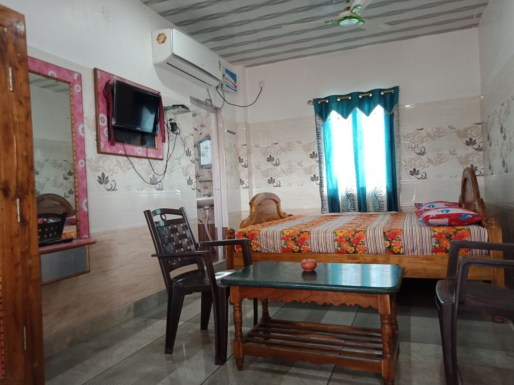 Photos of KRISHNA LODGE Guest House in Puri