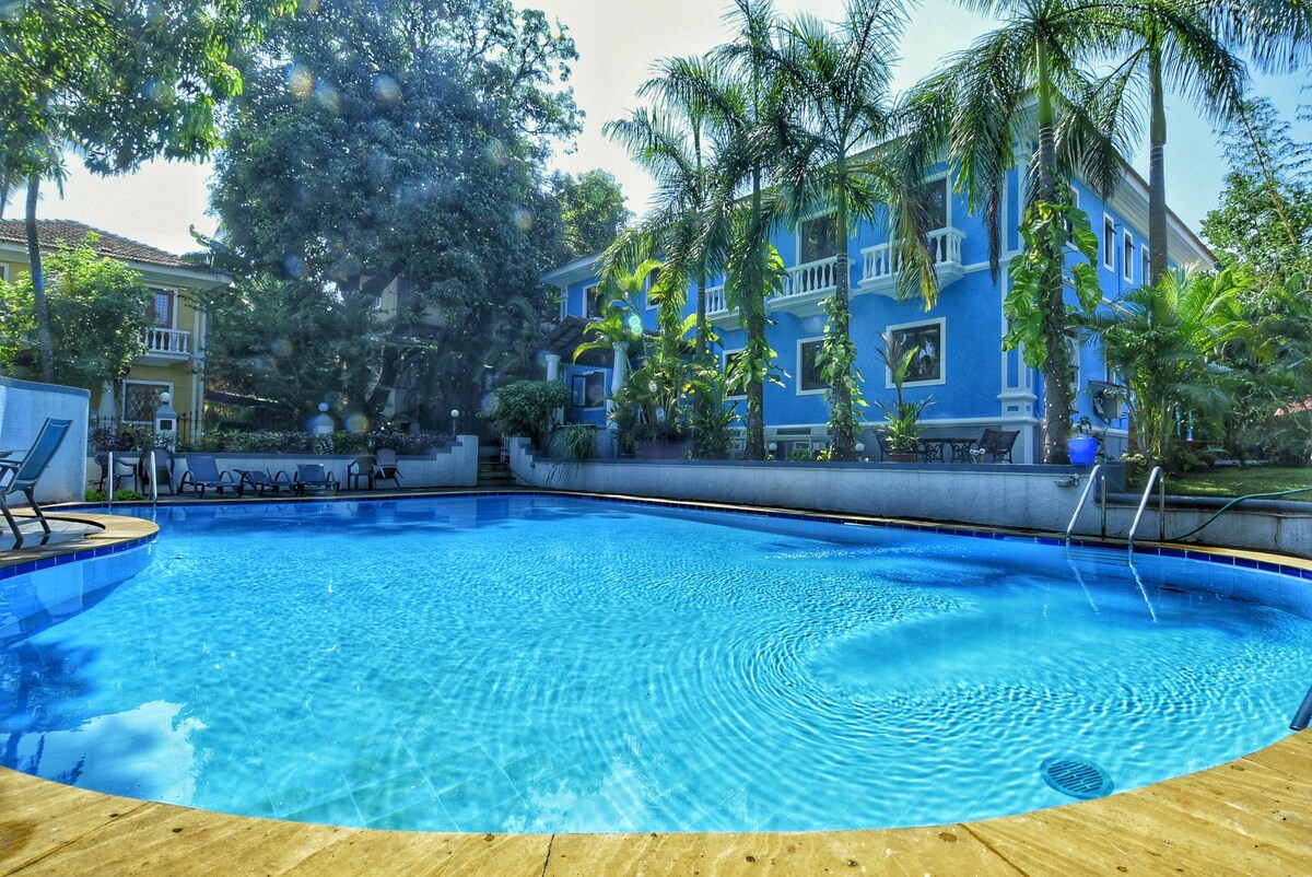 Samaara Luxury 7 Pool Villa - Tap to explore photos