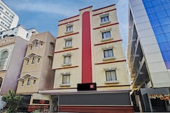 HOTEL RUMA LODGING, Hyderabad