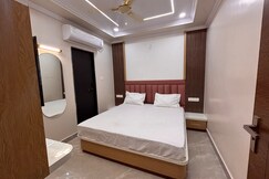 Swarn Ganga Homestay, Varanasi