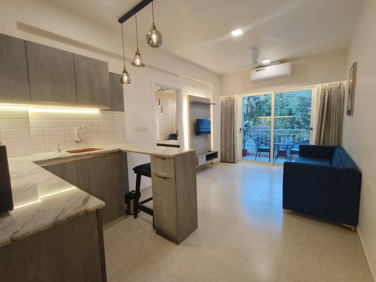 Niar luxury apartments 201 - Tap to explore photos