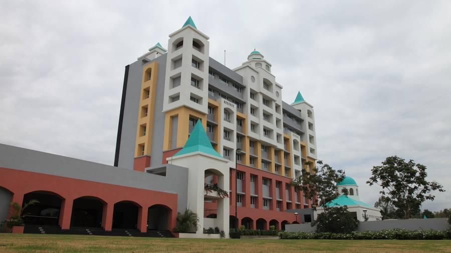 Wonderla Resort Ramanagara INR 210 OFF ( ̶3̶5̶0̶0̶ ) Resort Price
