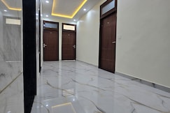Hotel Saffron Stay - 200 meters from Balaji hospital, Jaipur