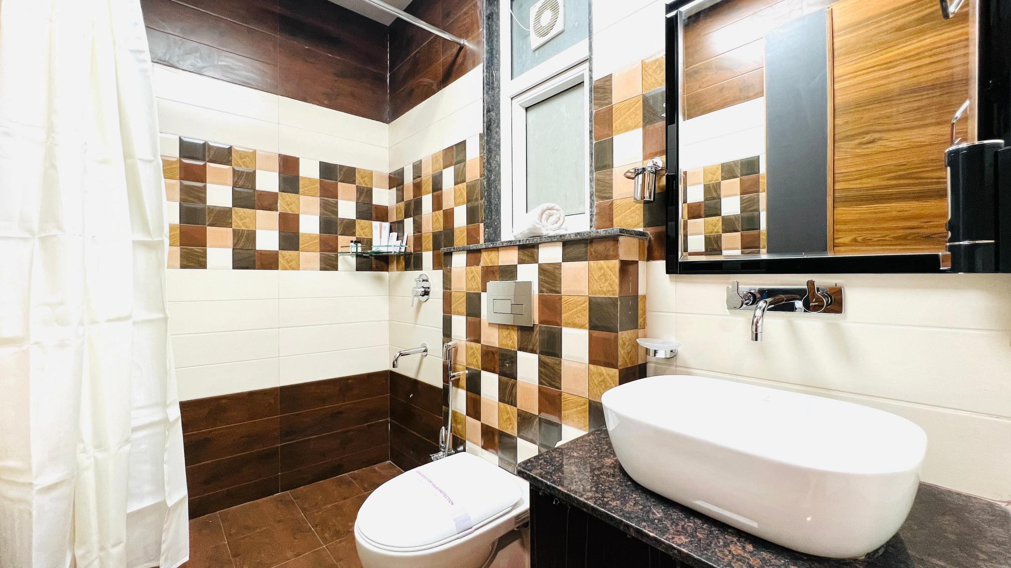 BluO Modern 1BHK - Medanta Medicity | Sohna Road - Tap to explore photos