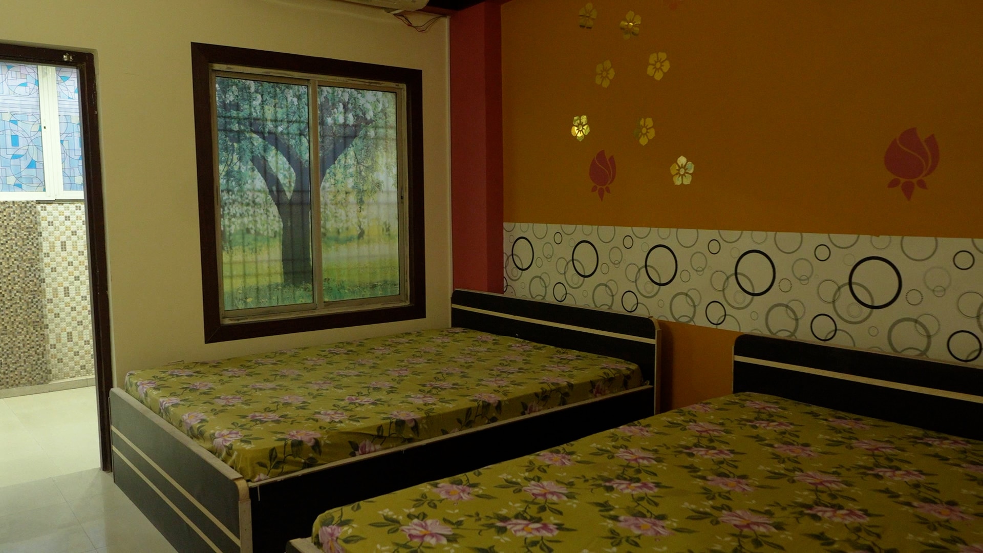 Manyavar Guest House Phase 2 - Tap to explore photos