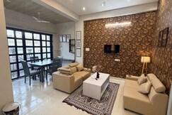 The Cozy Corner Luxurious 4BHK Flat Ajmer Central, Pushkar