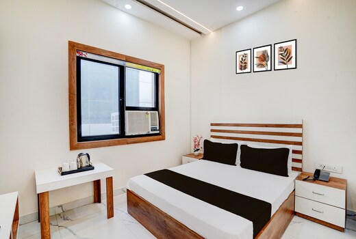 Hotel O P.K.G INN Nangloi Metro Station