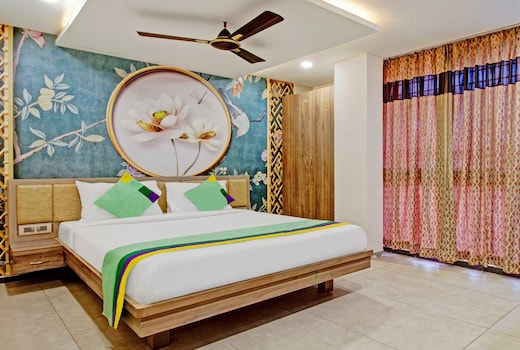 Treebo Usha Vasavi Alipiri Road, 2 Km From Tirupati Central Bus Station