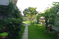 The Red Lotus Premium | Rooms in an Apartment, Mysore