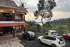 Devas Heritage Homestay 3BR-FF by Homeyhuts, Wayanad