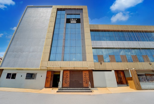 Collection O Republic Mall Coimbatore Formerly Manis Residency