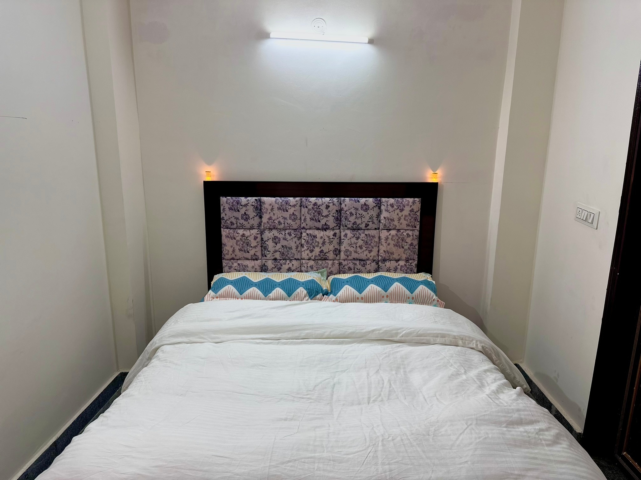 Nirvana Villa Apartments - Tap to explore photos