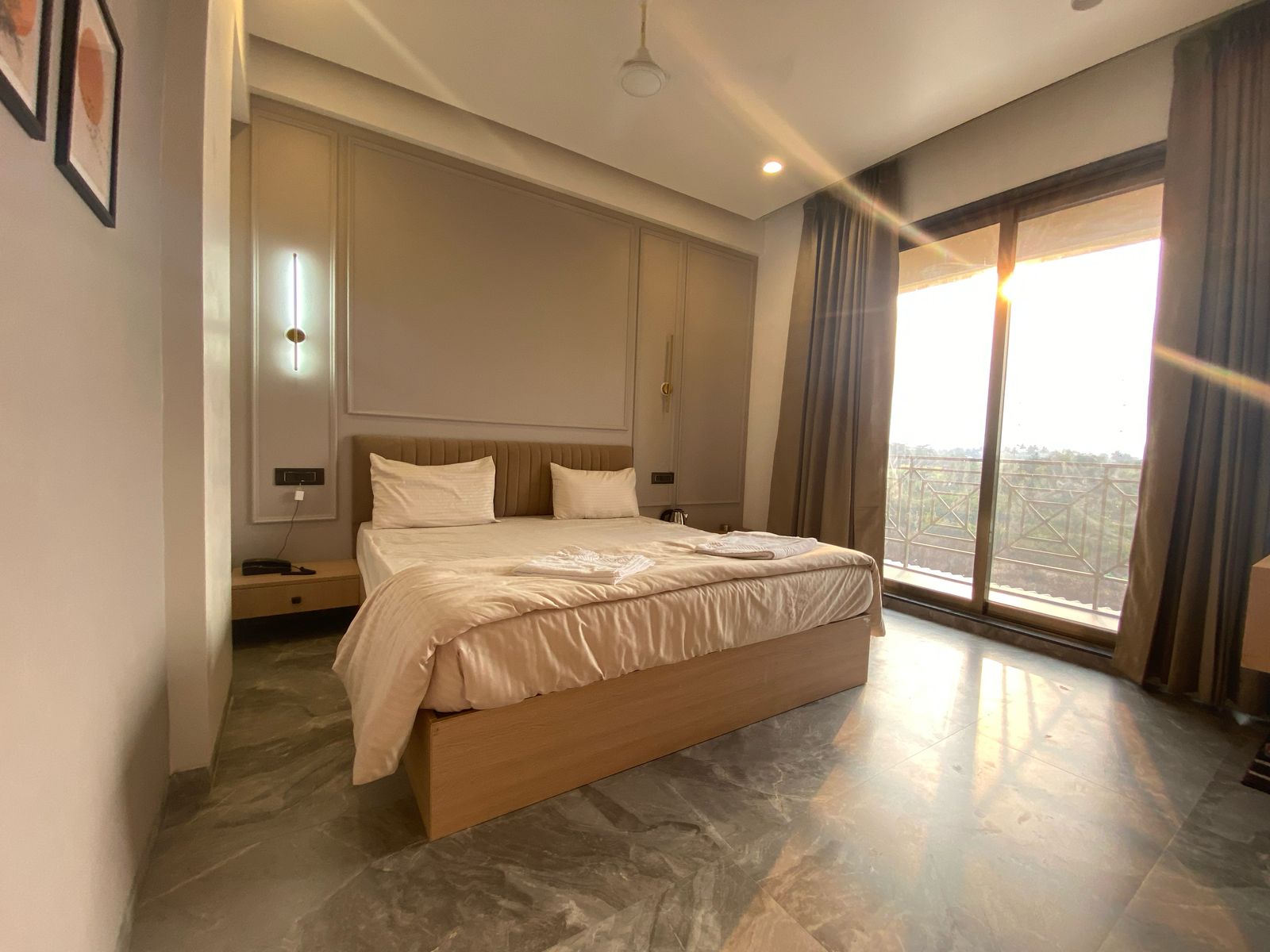 Hotel Siddhesh Inn - Tap to explore photos