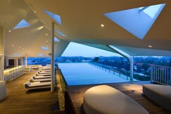 IZE Seminyak, Bali
