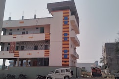 SRLN HOME STAY, Adoni