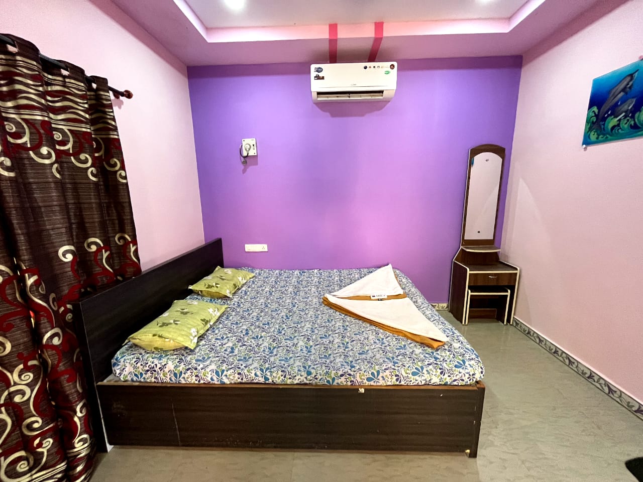Deluxe Room 1