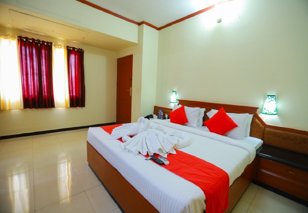 KVR Hotels - Tap to explore photos