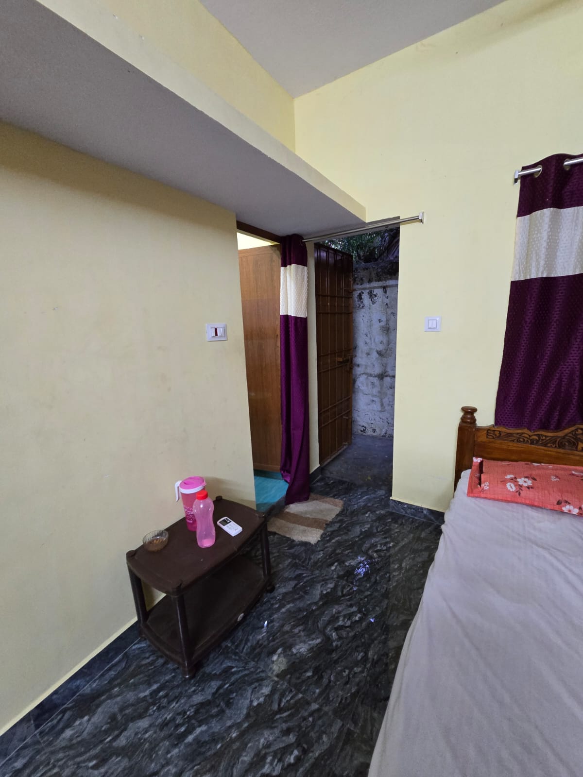 Auro Serene Villa Homestay - Tap to explore photos