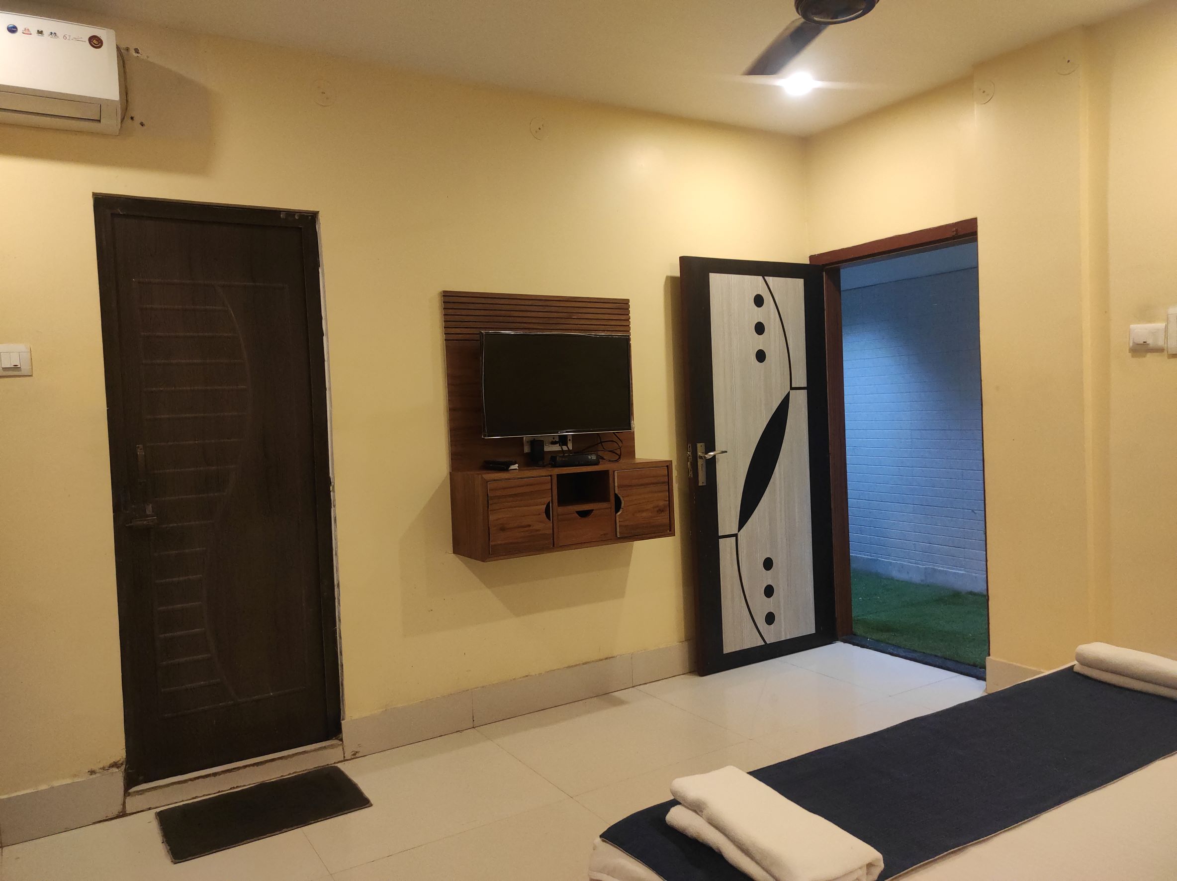 Hotel Om Regency near Kamakhya Mandir - Tap to explore photos