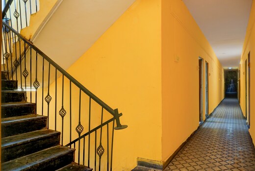 Hotel O Yogiraj Mini Kokakan Restaurant & Lodging