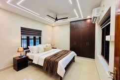 VAR: AC 3BHK VILLA, Varkala