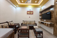 Casa InteliStay - Smart, Stylish 2BHK in Lucknow, Lucknow